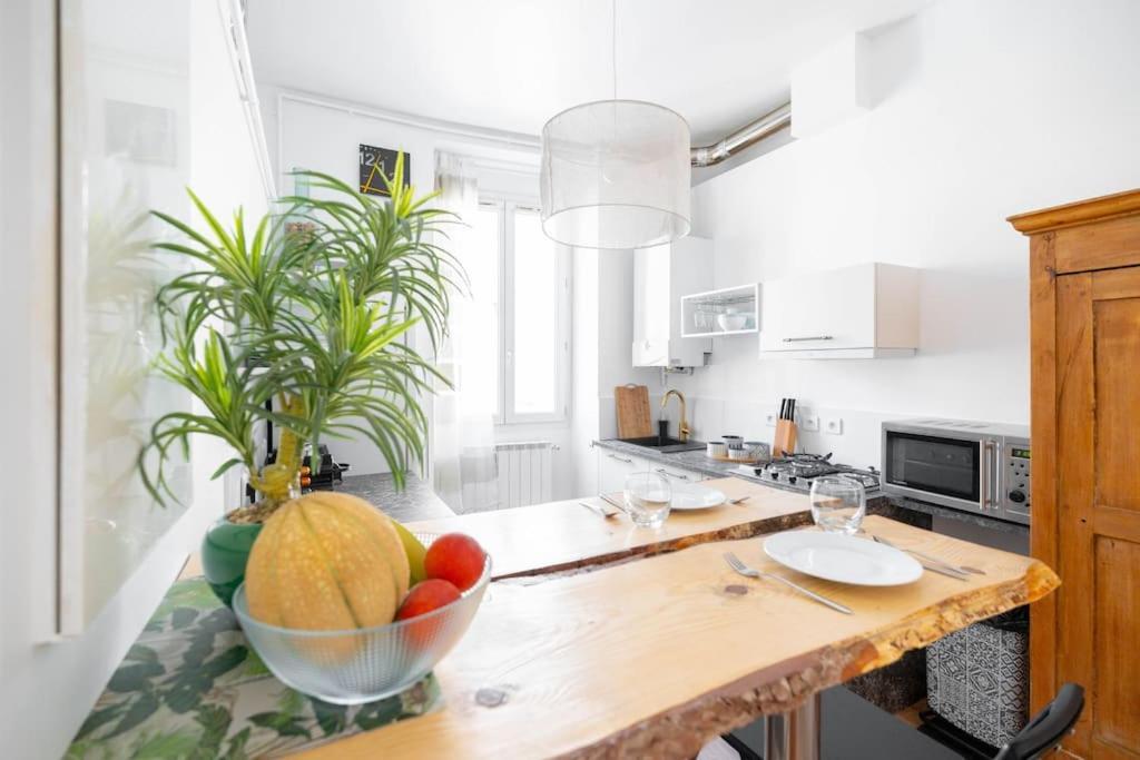 L'Elegant Lumineux Ancien Couvent Apartment Marseille Bagian luar foto